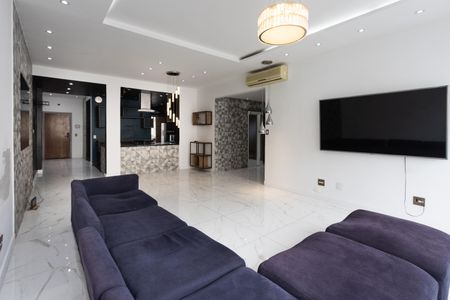 Apartamento à venda com 160m², 3 quartos e sem vagaSala