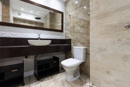 Apartamento à venda com 160m², 3 quartos e sem vaga Banheiro da Suite