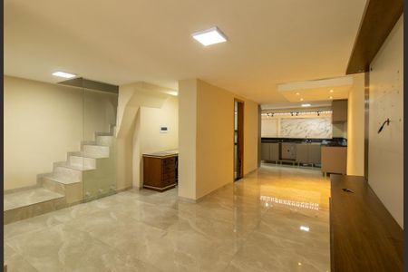 Sala de casa para alugar com 3 quartos, 120m² em Cidade Industrial de Curitiba, Curitiba
