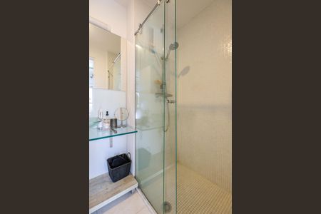 Apartamento para alugar com 72m², 2 quartos e 2 vagasBanheiro