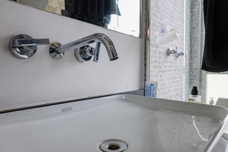 Apartamento para alugar com 72m², 2 quartos e 2 vagasBanheiro da Suíte