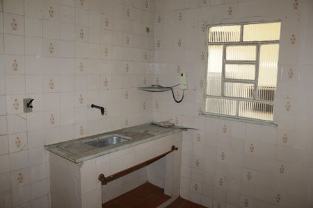 Cozinha de apartamento para alugar com 2 quartos, 50m² em Centro, Nova Iguaçu