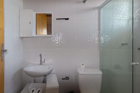 Banheiro de kitnet/studio para alugar com 1 quarto, 30m² em Vila Oratorio, São Paulo