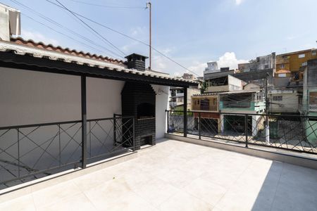 Casa à venda com 185m², 2 quartos e 2 vagas Casa à venda com 185m², 2 quartos e 2 vagasVaranda e Churrasqueira