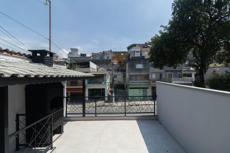 Vista Sala de casa à venda com 2 quartos, 185m² em Vila Dalila, São Paulo