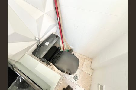 Apartamento à venda com 85m², 3 quartos e 1 vaga Apartamento à venda com 85m², 3 quartos e 1 vagaBanheiro de serviço