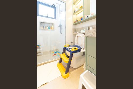Apartamento à venda com 150m², 3 quartos e 2 vagas Apartamento à venda com 150m², 3 quartos e 2 vagasBanheiro da Suíte 2