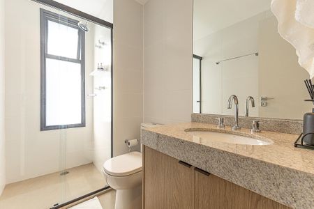Apartamento à venda com 150m², 3 quartos e 2 vagas Apartamento à venda com 150m², 3 quartos e 2 vagasBanheiro da Suíte 3