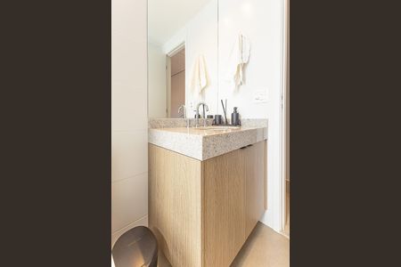 Apartamento à venda com 150m², 3 quartos e 2 vagas Apartamento à venda com 150m², 3 quartos e 2 vagasBanheiro da Suíte 3