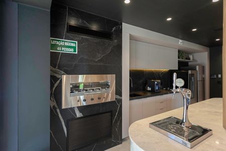 Apartamento à venda com 158m², 4 quartos e 4 vagas Apartamento à venda com 158m², 4 quartos e 4 vagasÁrea comum - Salão de festas