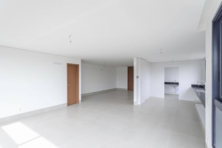 Apartamento à venda com 158m², 4 quartos e 4 vagas Apartamento à venda com 158m², 4 quartos e 4 vagasSala