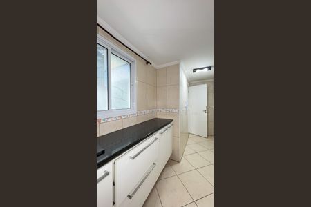 Casa de condomínio à venda com 128m², 3 quartos e 2 vagasCozinha e Área de Serviço