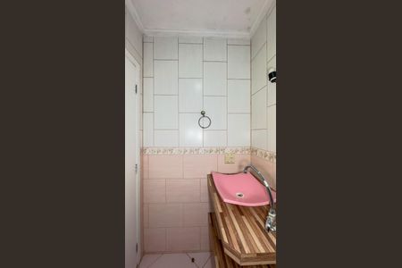 Casa de condomínio à venda com 128m², 3 quartos e 2 vagasBanheiro da Suíte