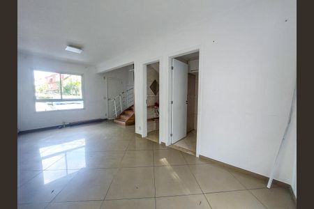 Sala de casa de condomínio à venda com 3 quartos, 128m² em Jardim São Luís, São Paulo
