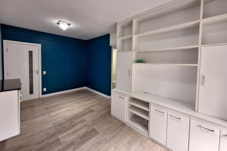 Apartamento à venda com 58m², 2 quartos e 1 vagaSala/Cozinha