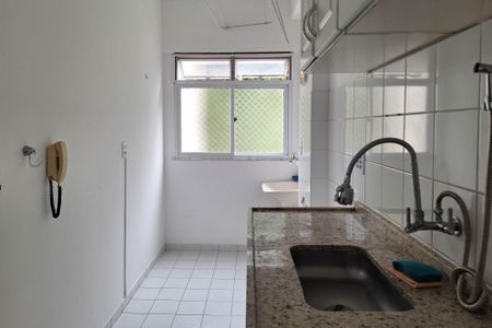 Apartamento à venda com 58m², 2 quartos e 1 vagaCozinha