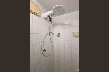 Apartamento à venda com 58m², 2 quartos e 1 vagaBanheiro Social