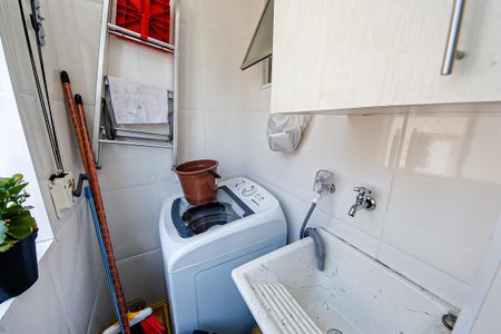 Apartamento à venda com 43m², 2 quartos e 1 vagaÁrea de serviço