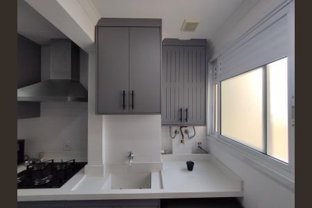 Apartamento à venda com 65m², 3 quartos e 1 vagaÁrea de Serviço