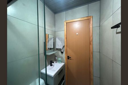Banheiro social de casa para alugar com 2 quartos, 91m² em Estância Velha, Canoas