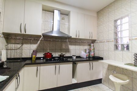 Casa para alugar com 80m², 3 quartos e 1 vagaCozinha