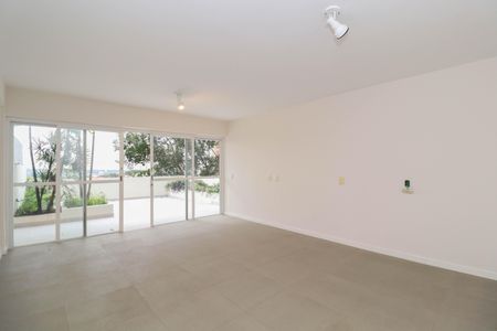 Casa à venda com 212m², 3 quartos e 2 vagasSala 2