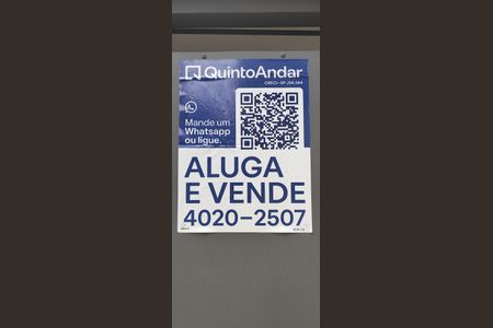 Casa à venda com 212m², 3 quartos e 2 vagasPlaquinha - Fachada