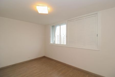 Casa à venda com 212m², 3 quartos e 2 vagasQuarto 2