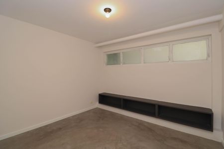 Casa à venda com 212m², 3 quartos e 2 vagasQuarto de Serviço