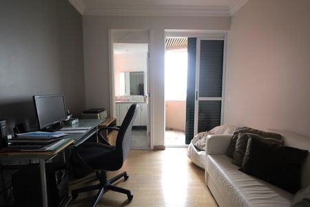 Apartamento à venda com 272m², 4 quartos e 3 vagas Apartamento à venda com 272m², 4 quartos e 3 vagasQuarto Suíte