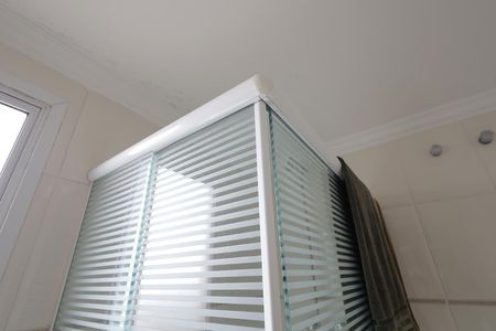 Apartamento à venda com 272m², 4 quartos e 3 vagas Apartamento à venda com 272m², 4 quartos e 3 vagasBanheiro 2