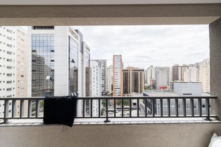 Varanda de apartamento à venda com 1 quarto, 40m² em Indianópolis, São Paulo