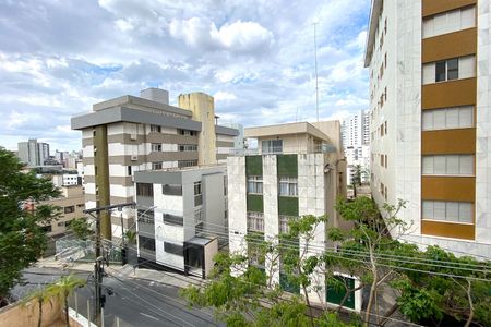 VIsta da Sala de apartamento à venda com 3 quartos, 110m² em Sion, Belo Horizonte