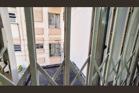 Vista Sala de apartamento para alugar com 2 quartos, 55m² em Irajá, Rio de Janeiro