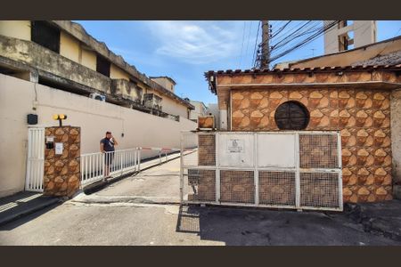 Apartamento para alugar com 55m², 2 quartos e 1 vagaÁrea comum