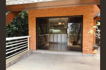 Casa para alugar com 1000m², 4 quartos e 8 vagasVaranda da Sala de Jantar