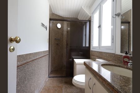 Casa para alugar com 1000m², 4 quartos e 8 vagasBanheiro da Suíte 3