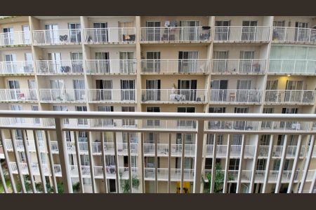 Apartamento para alugar com 37m², 1 quarto e sem vaga Apartamento para alugar com 37m², 1 quarto e sem vagaVaranda