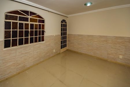 Casa para alugar com 3 quartos, 110m² em Santa Amelia, Belo Horizonte