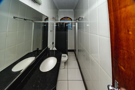 Casa à venda com 110m², 5 quartos e 1 vagaBanheiro Social