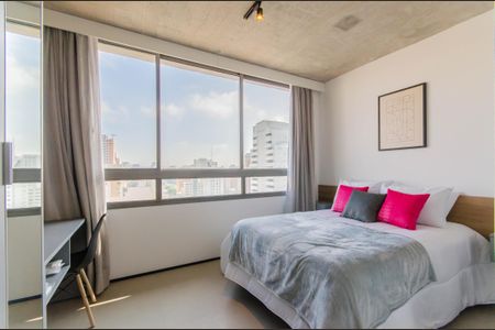 Sala/Quarto de kitnet/studio à venda com 1 quarto, 18m² em Vila Mariana, São Paulo