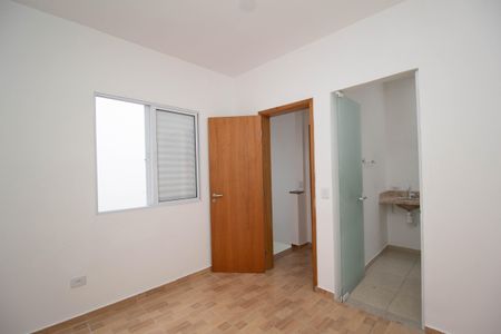 Suíte de casa para alugar com 2 quartos, 75m² em Vila São Vicente, São Paulo