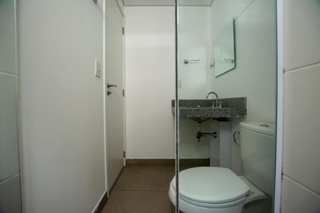 Apartamento à venda com 62m², 2 quartos e 1 vaga Apartamento à venda com 62m², 2 quartos e 1 vagaBanheiro da Suíte