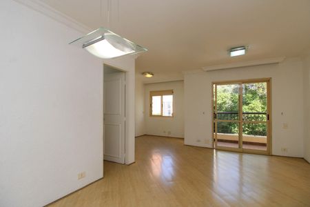 Apartamento para alugar com 96m², 3 quartos e 2 vagas Apartamento para alugar com 96m², 3 quartos e 2 vagasSala