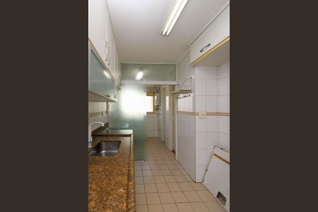 Apartamento para alugar com 96m², 3 quartos e 2 vagas Apartamento para alugar com 96m², 3 quartos e 2 vagasCozinha