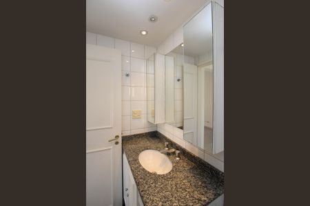 Apartamento para alugar com 96m², 3 quartos e 2 vagas Apartamento para alugar com 96m², 3 quartos e 2 vagasBanheiro Suíte