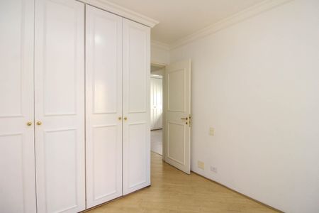 Apartamento para alugar com 96m², 3 quartos e 2 vagas Apartamento para alugar com 96m², 3 quartos e 2 vagasQuarto