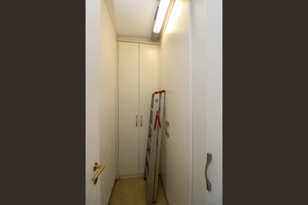 Apartamento para alugar com 96m², 3 quartos e 2 vagas Apartamento para alugar com 96m², 3 quartos e 2 vagasQuarto de Serviço