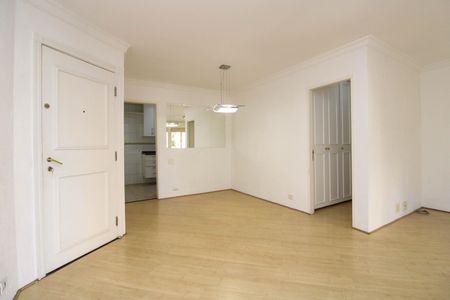 Apartamento para alugar com 96m², 3 quartos e 2 vagas Apartamento para alugar com 96m², 3 quartos e 2 vagasSala