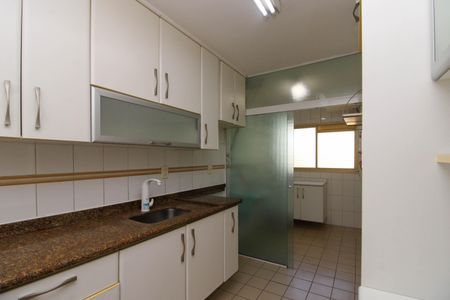 Apartamento para alugar com 96m², 3 quartos e 2 vagas Apartamento para alugar com 96m², 3 quartos e 2 vagasCozinha